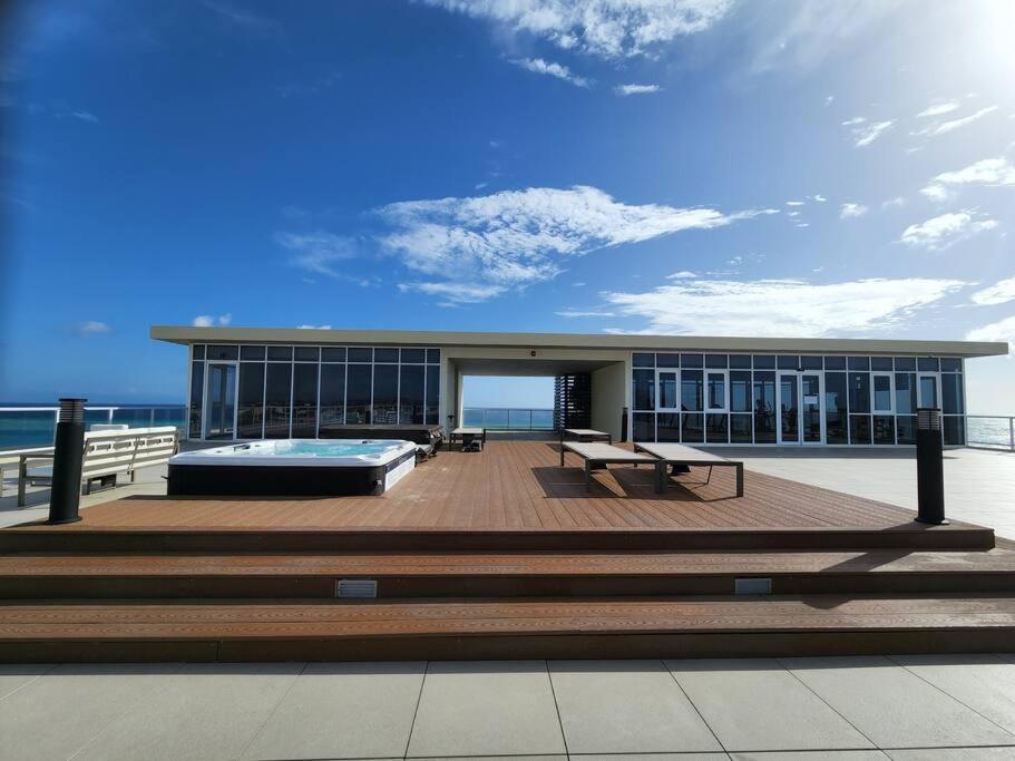 Luxurious Ocean Front Condo With Sunset Views 2 Bed-2 Bath オラニエスタッド エクステリア 写真